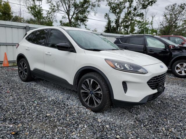  FORD ESCAPE 2021 Biały