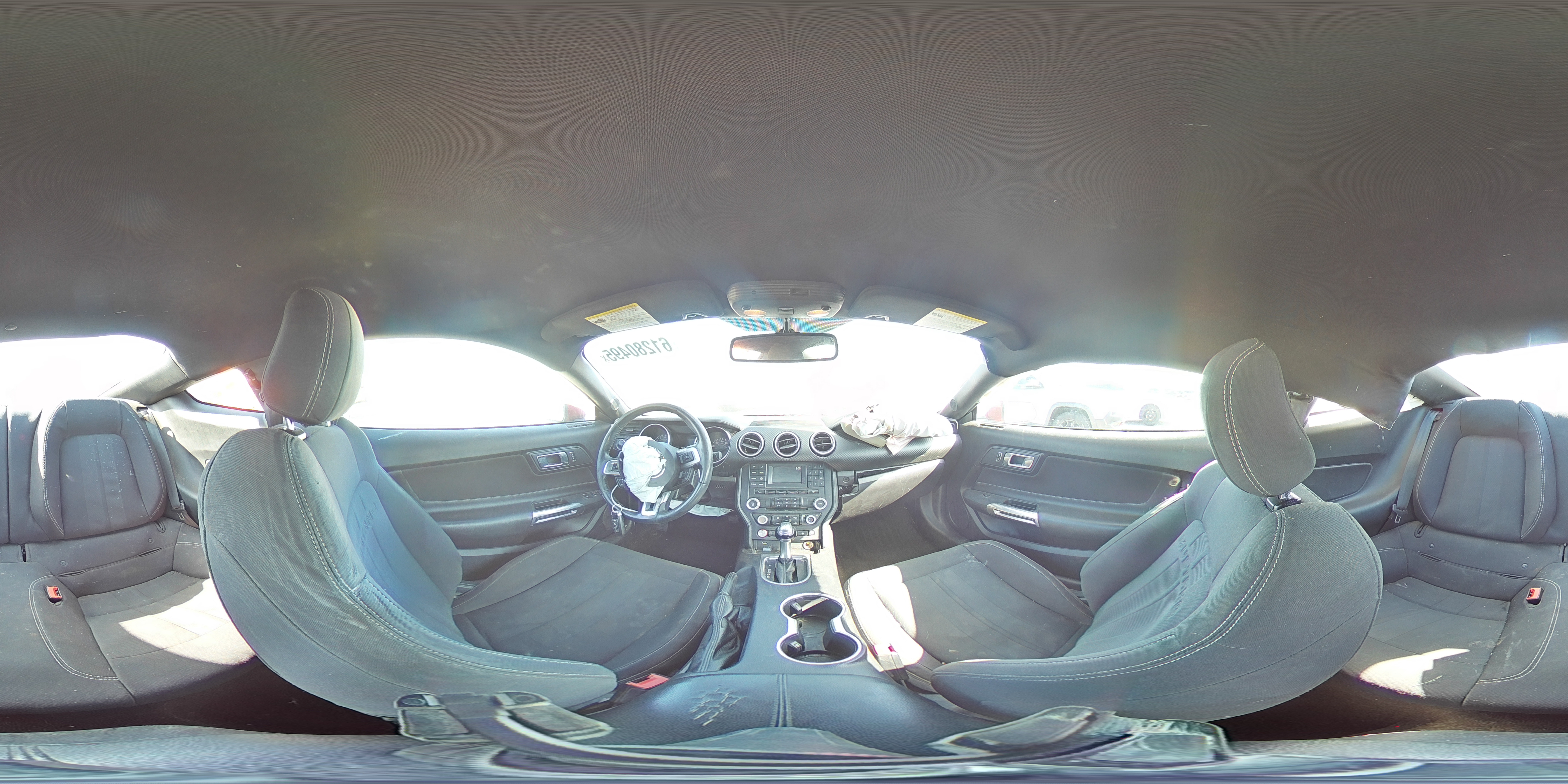 2018 Ford Mustang VIN: 1FA6P8TH8J5184670 Lot: 61280495