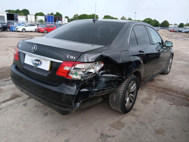 2010 MERCEDES BENZ E200 BLUE-