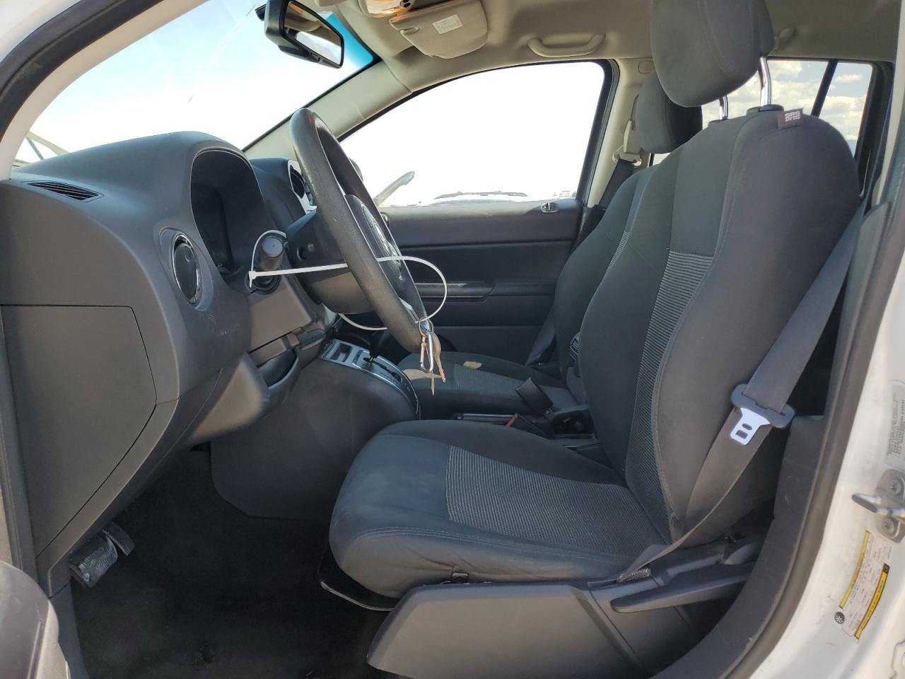 2016 Jeep Compass Sport VIN: 1C4NJCBA9GD681675 Lot: 62575135