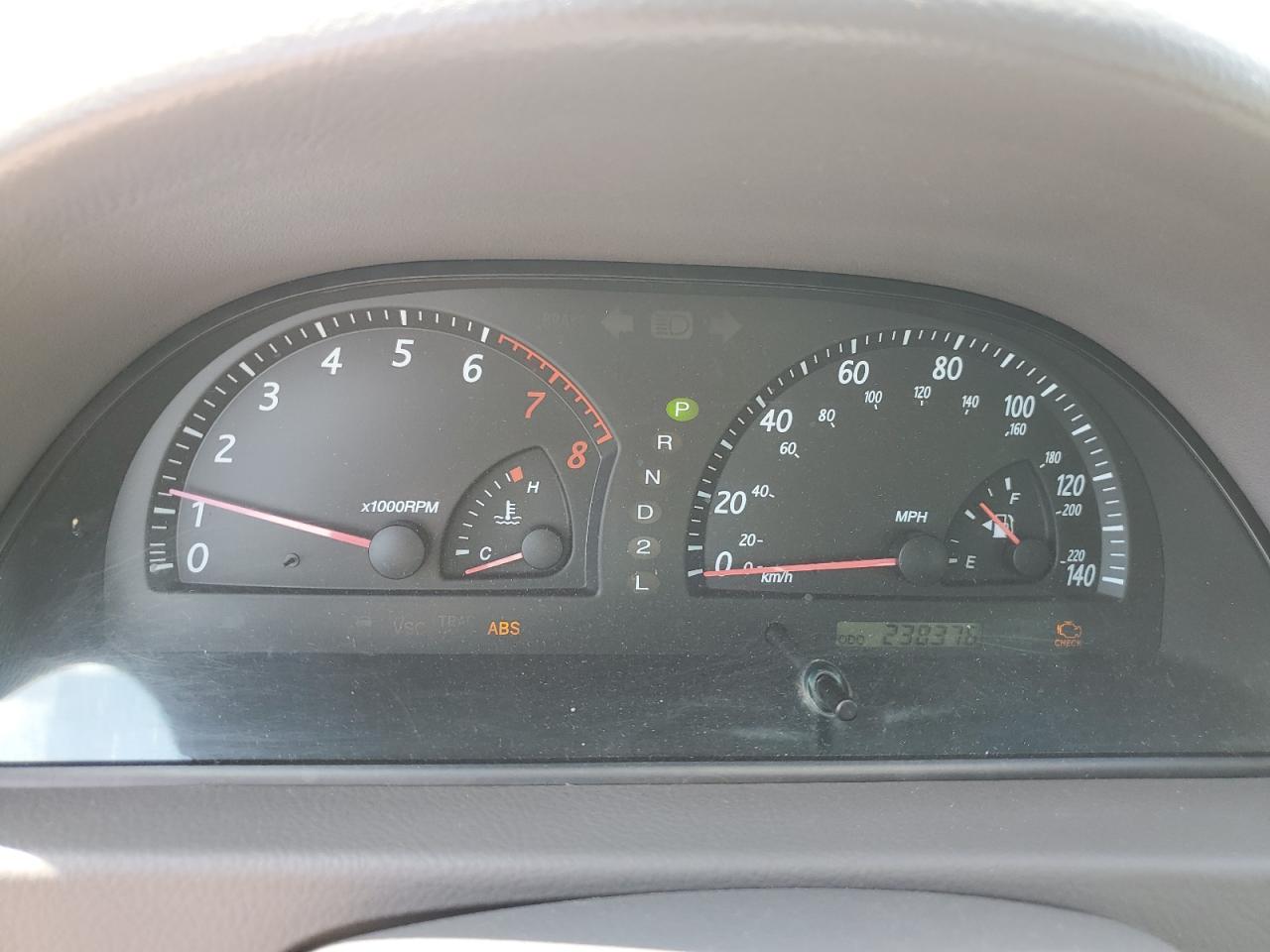 2002 Toyota Camry Le VIN: 4T1BE32K32U087099 Lot: 62587675