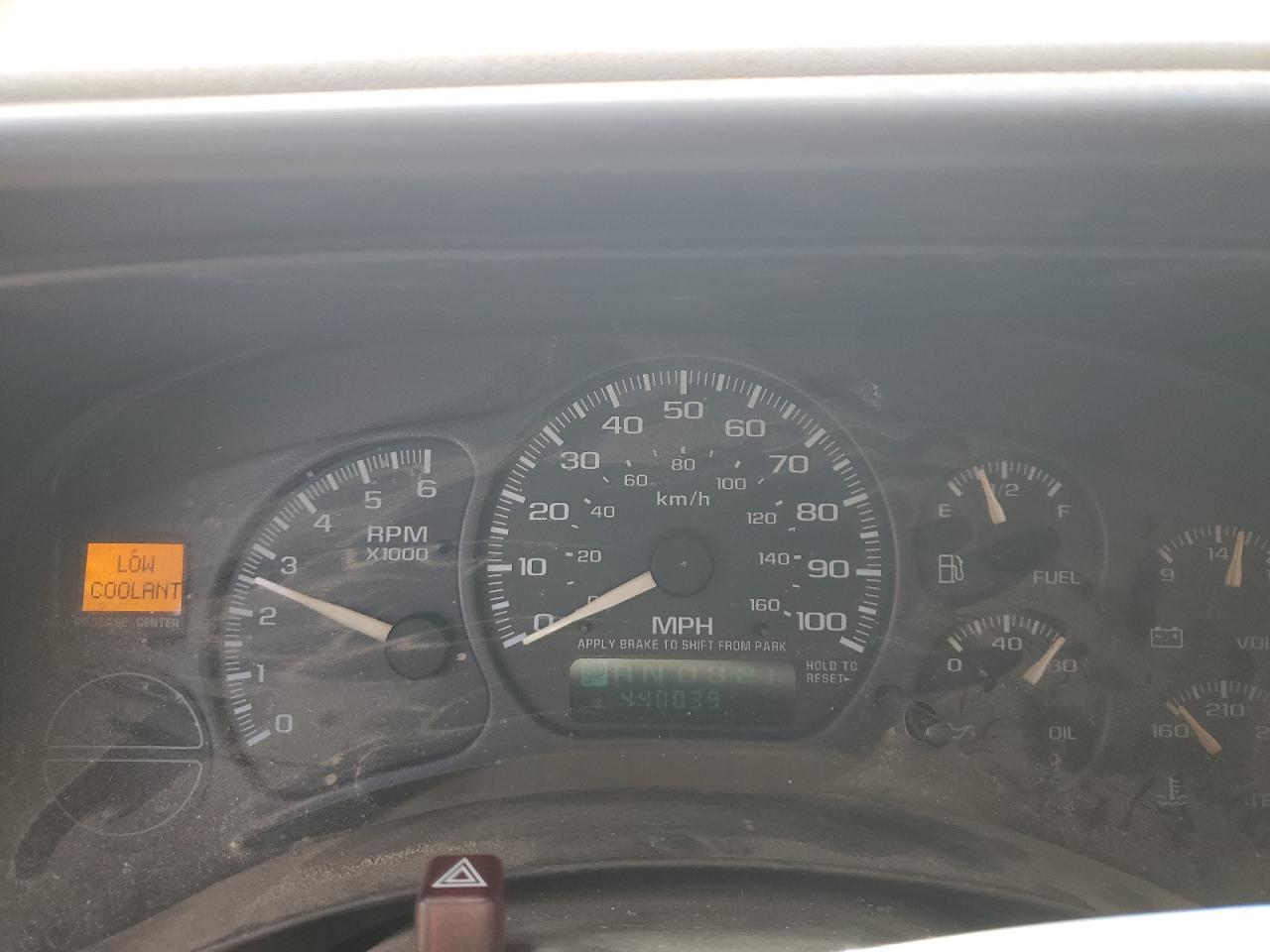 2002 GMC Yukon VIN: 1GKEC13V72R253670 Lot: 62846265