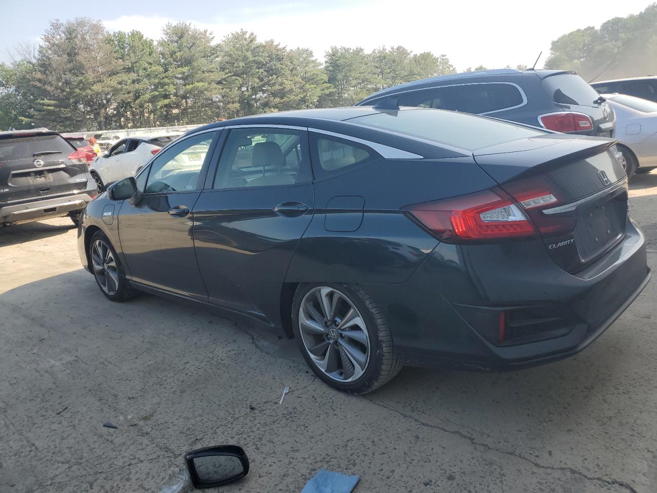 HONDA CLARITY 2018 VIN JHMZC5F3XJC016735 photo 2