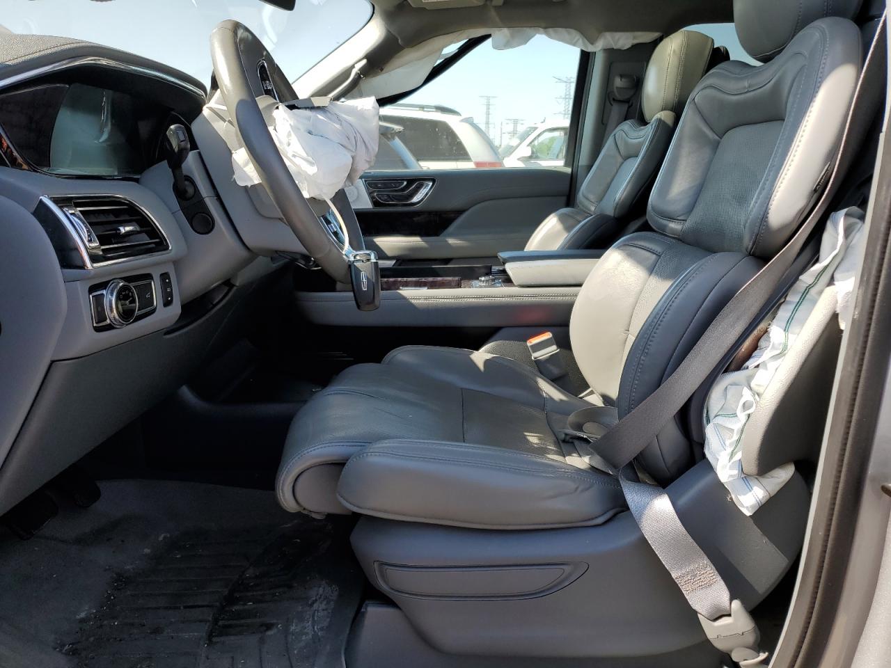 2020 Lincoln Navigator Reserve VIN: 5LMJJ2LT1LEL01816 Lot: 61955195