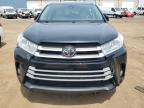 2017 Toyota Highlander Se   for Sale in Woodhaven, MI - Side