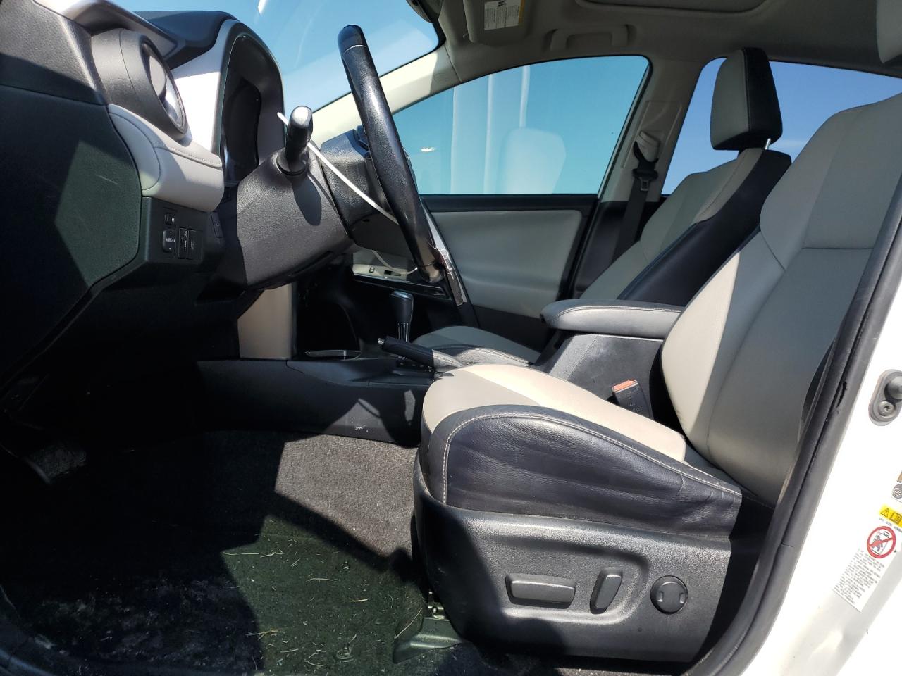 2018 Toyota Rav4 Limited VIN: JTMYFREV0JJ199895 Lot: 62544525