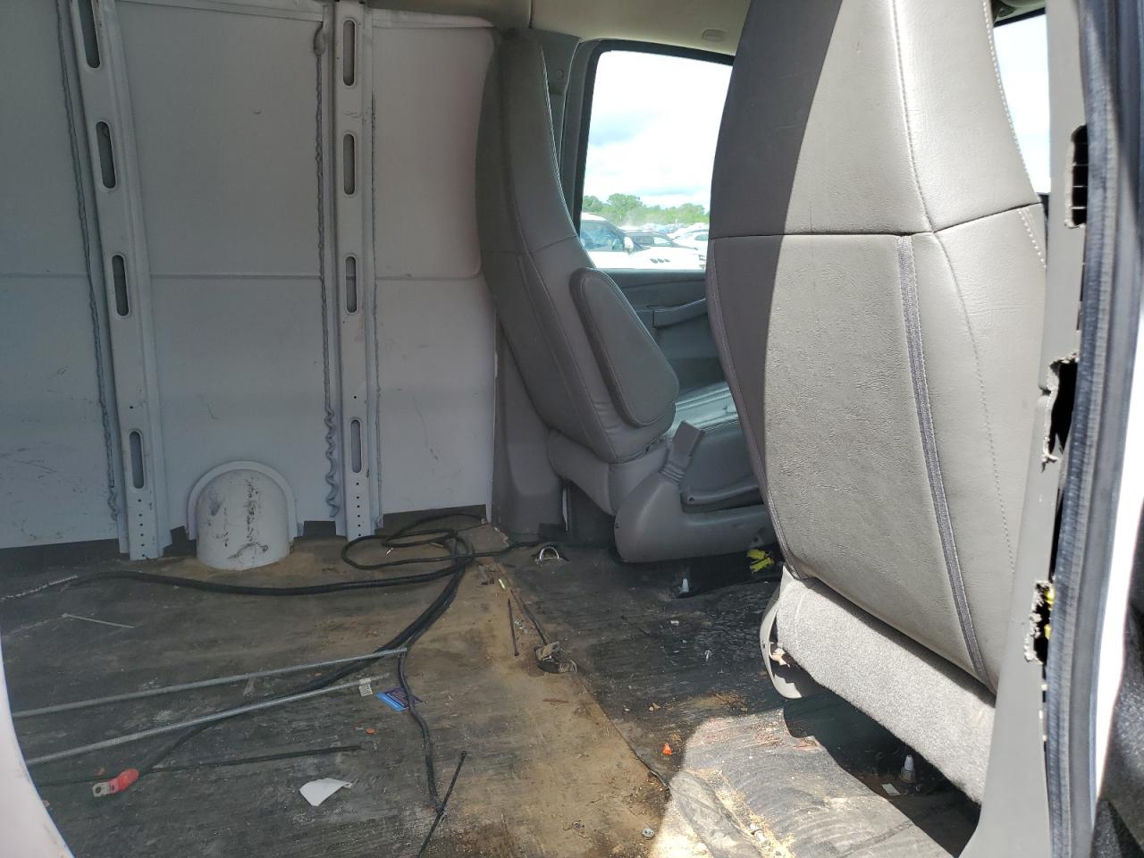 2017 Chevrolet Express G2500 VIN: 1GCWGAFF8H1349405 Lot: 60618225