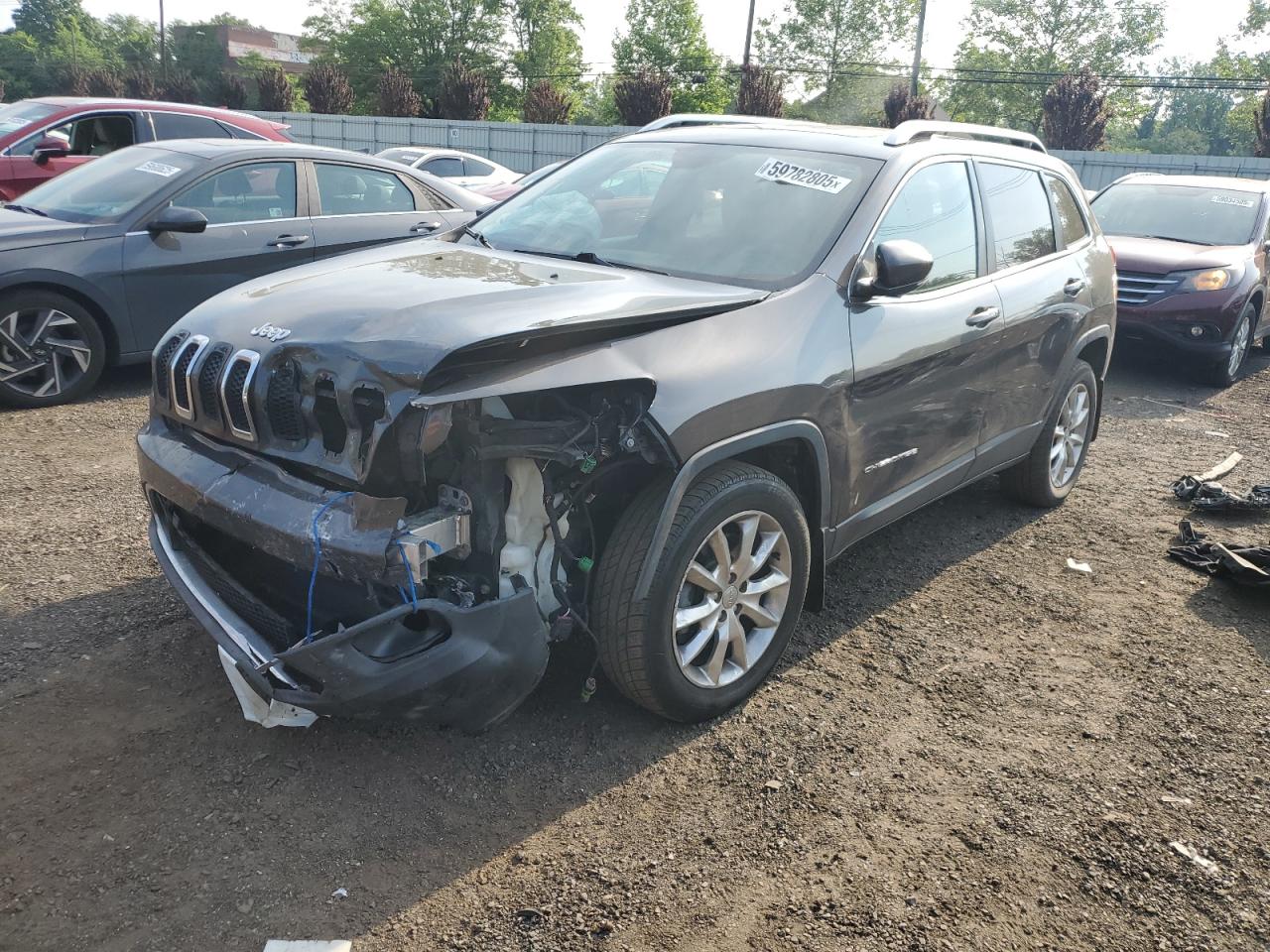 2015 Jeep Cherokee Limited for Sale in New Britain, CT - Normal Wear