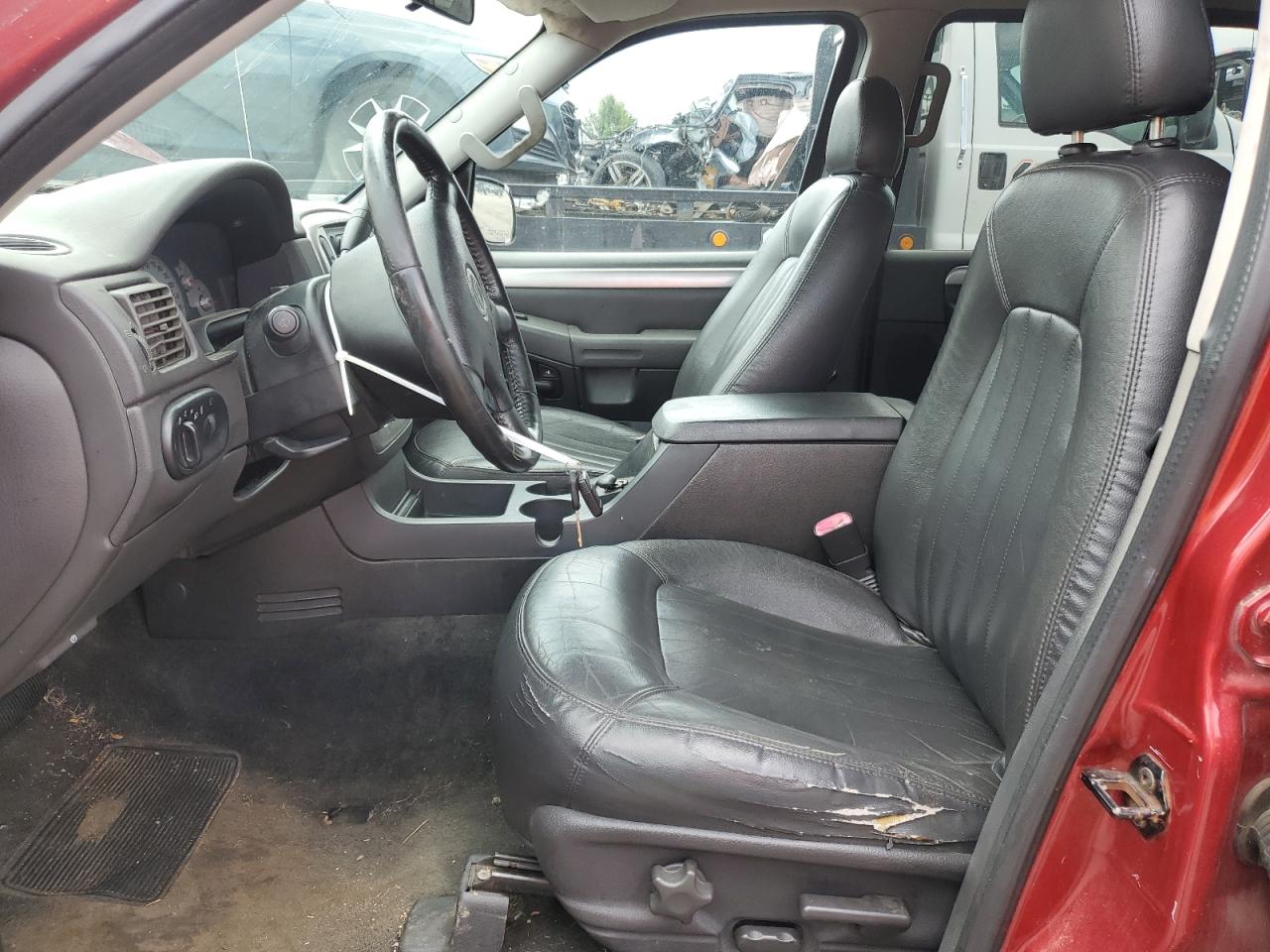 2004 Mercury Mountaineer VIN: 4M2ZU86KX4UJ06323 Lot: 61662835
