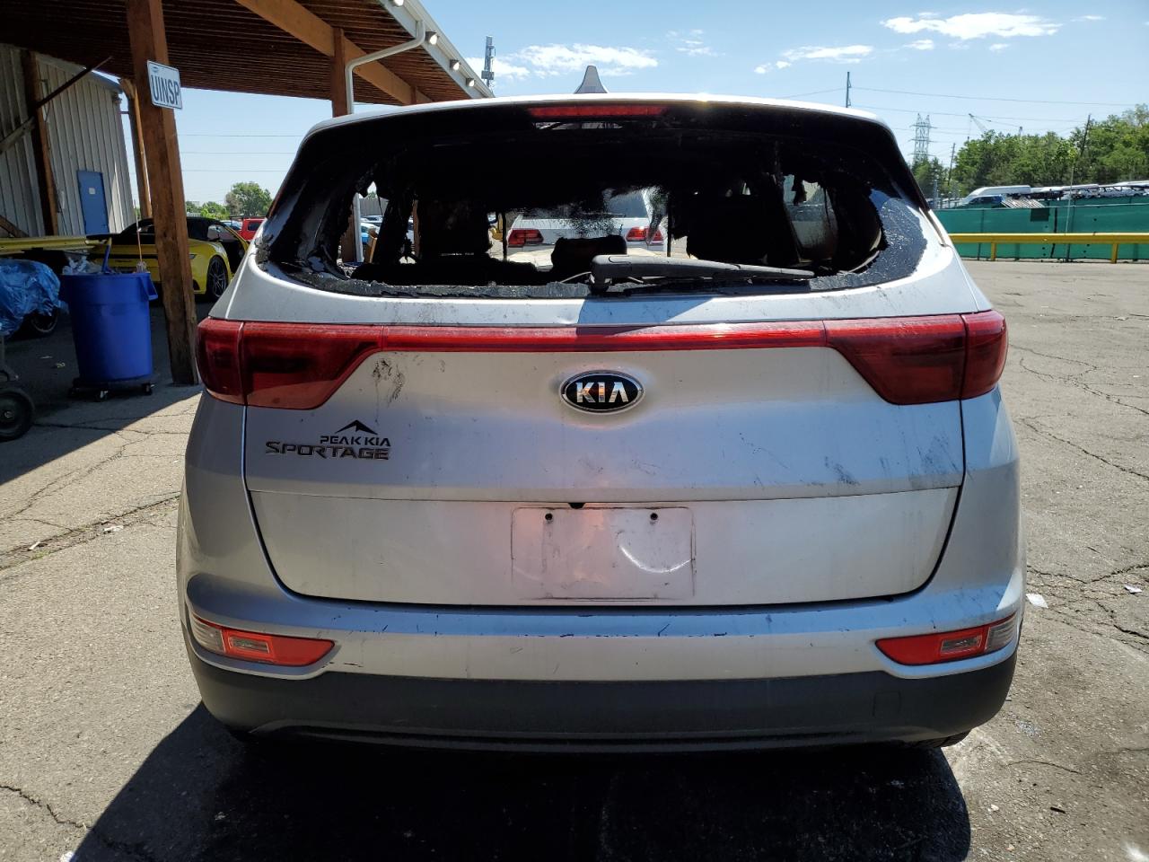 KIA SPORTAGE 2017 VIN KNDPMCAC8H7219739 photo 6