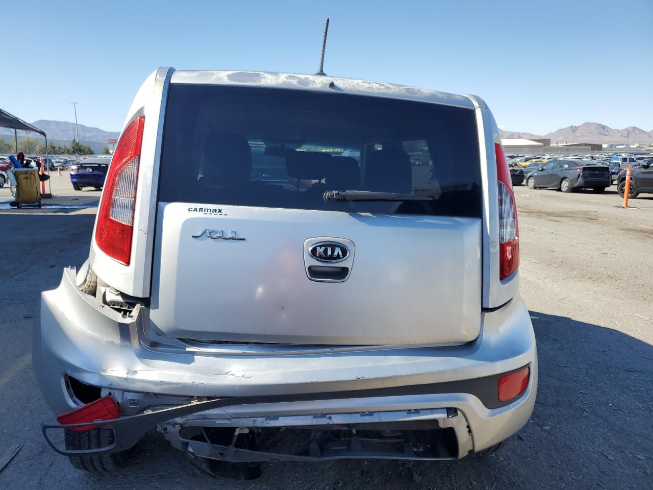 2012 Kia Soul VIN: KNDJT2A55C7377985 Lot: 62876735