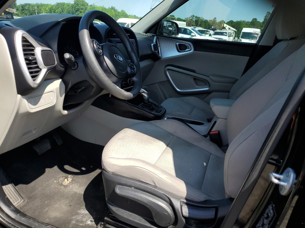 2020 Kia Soul Lx VIN: KNDJ23AU5L7718575 Lot: 61658705