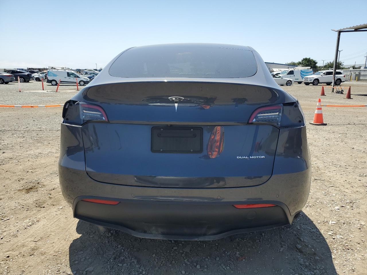 TESLA MODEL Y 2022 VIN 7SAYGDEE4NF481392 zdjęcie 6