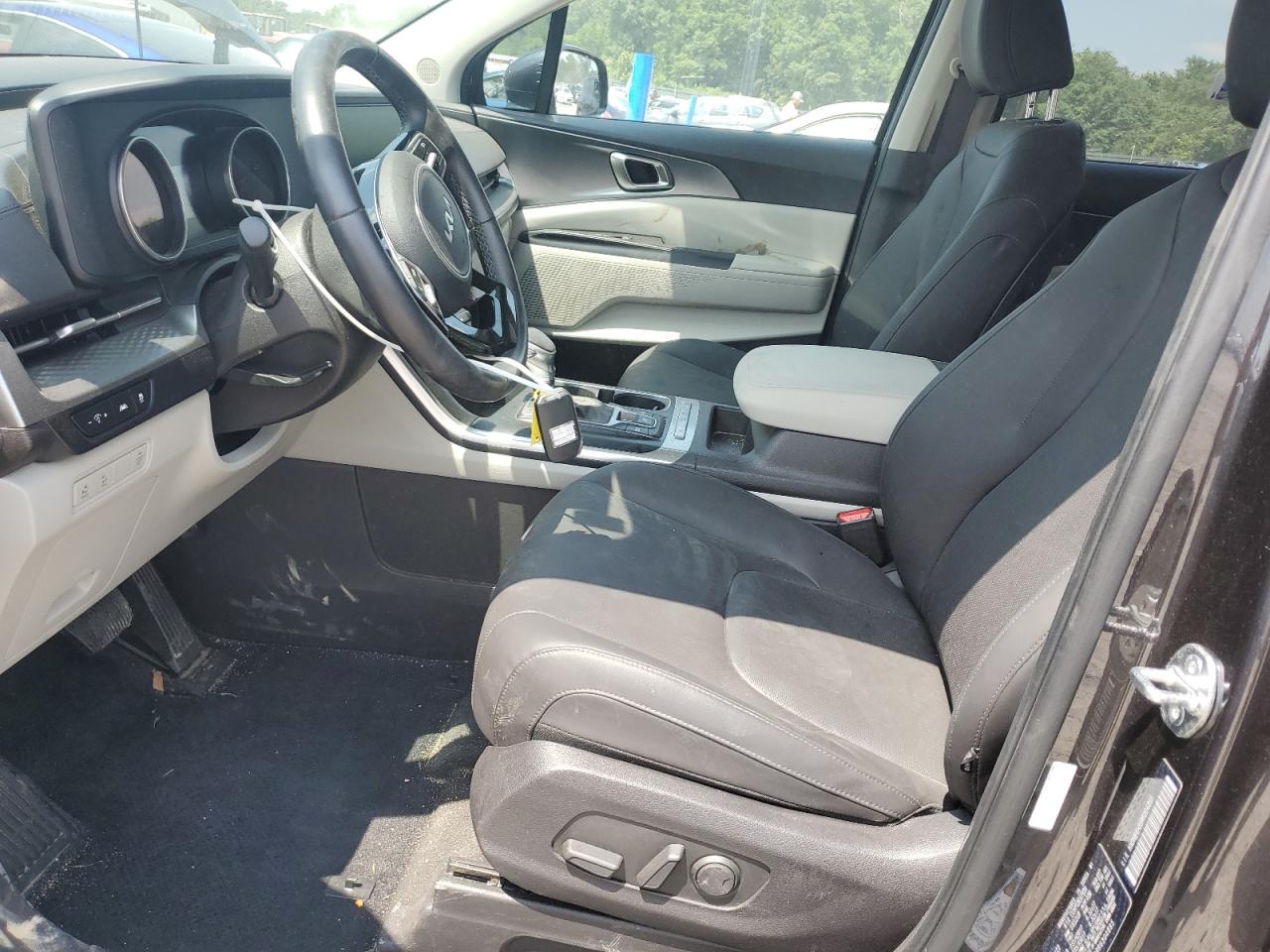 2024 Kia Carnival Lx VIN: KNDNB4H39R6304895 Lot: 62194215