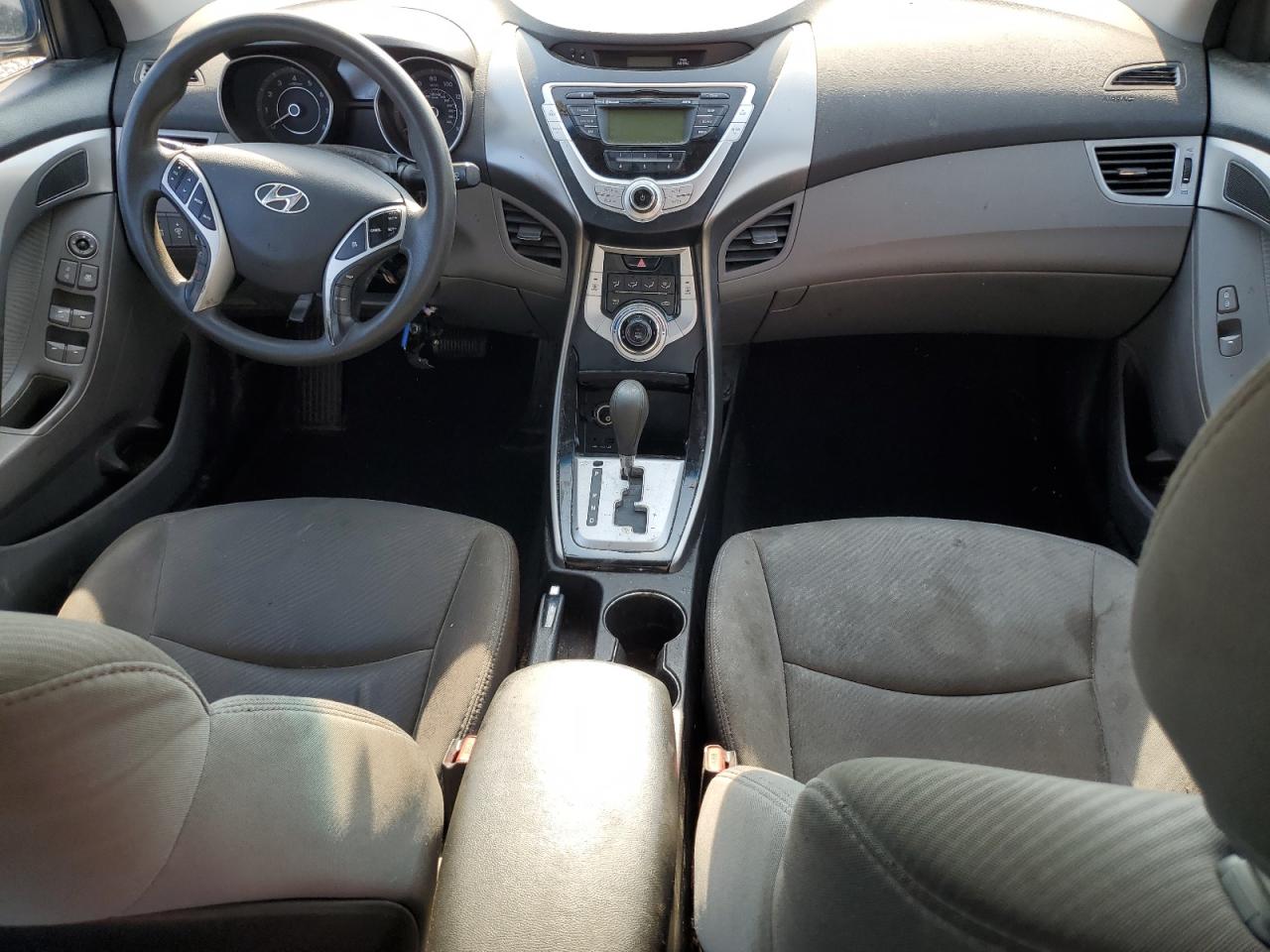 HYUNDAI ELANTRA 2012 VIN 5NPDH4AE7CH117223 фото 8