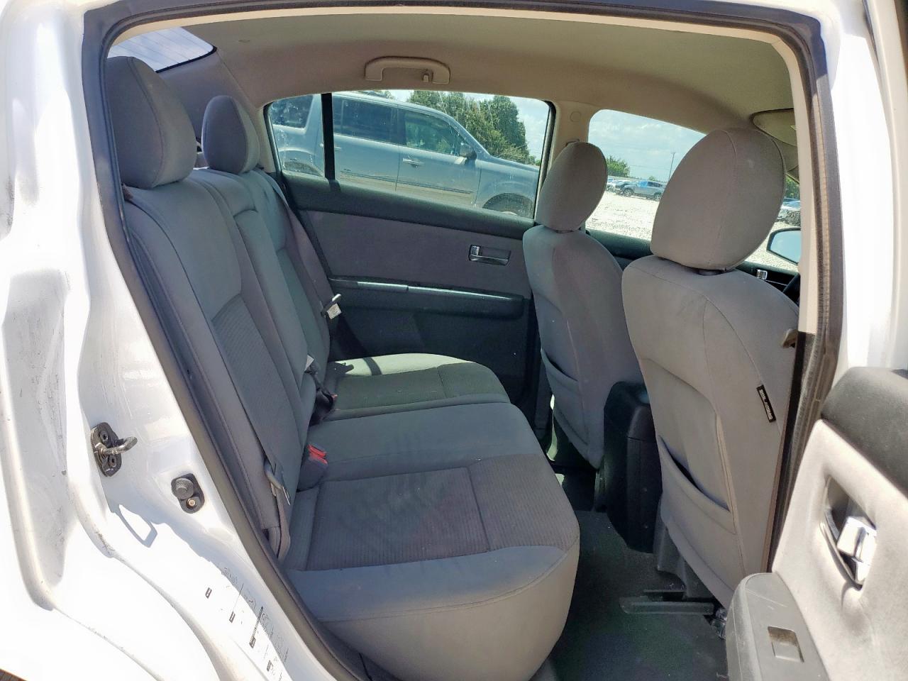 2010 Nissan Sentra 2.0 VIN: 3N1AB6AP2AL605867 Lot: 62719005