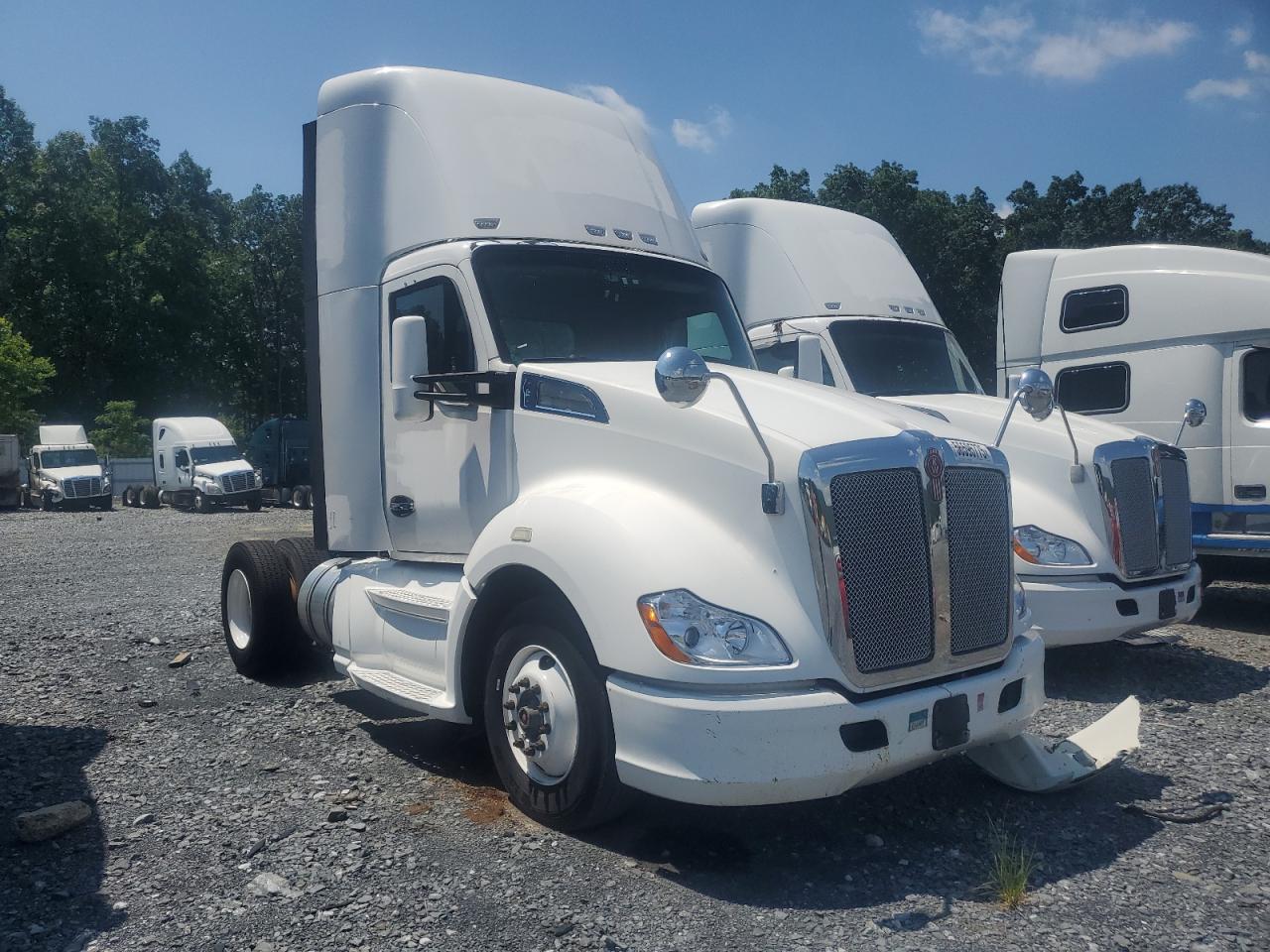 KENWORTH All Models 2014 VIN 1XKYA48X5EJ403017