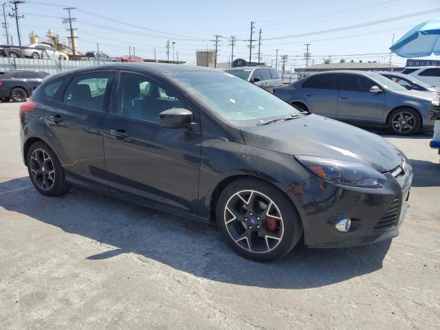Hatchbacks FORD FOCUS 2012 Black