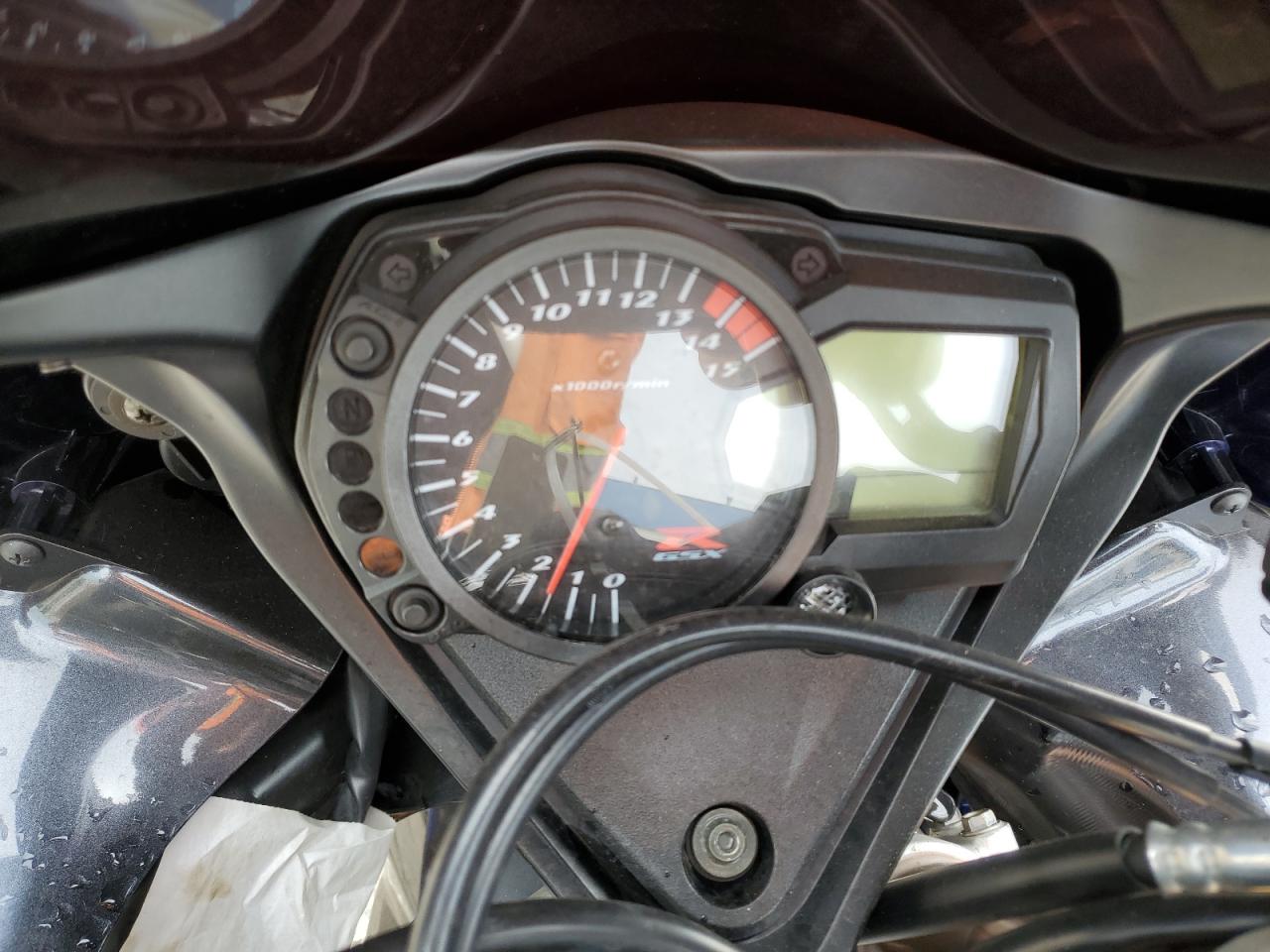 2005 Suzuki Gsx-R1000 VIN: JS1GT76A752104750 Lot: 62754965