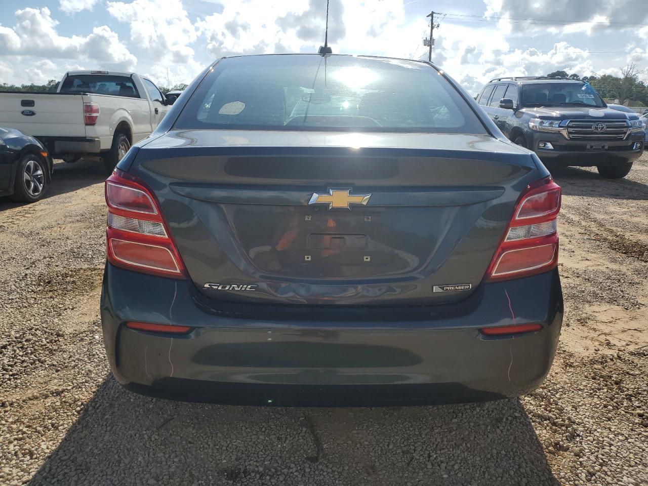 2019 Chevrolet Sonic Premier VIN: 1G1JF5SB5K4122145 Lot: 60795735