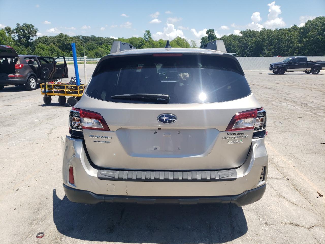 2017 Subaru Outback 2.5I Premium VIN: 4S4BSACC1H3390823 Lot: 61776095