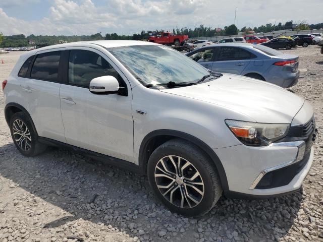 Parquets MITSUBISHI OUTLANDER 2016 White