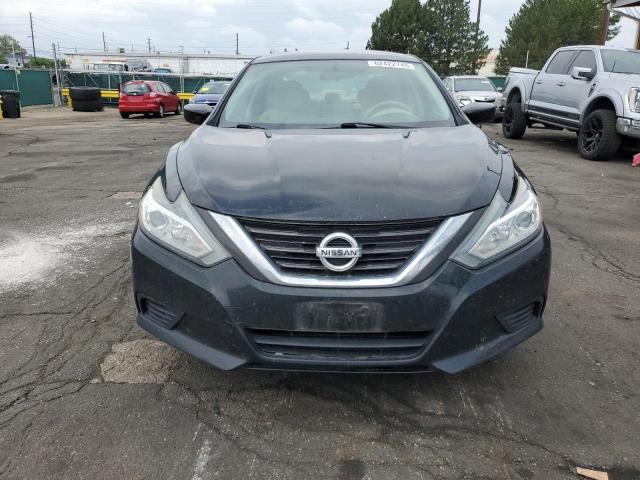 Sedans NISSAN ALTIMA 2016 Czarny