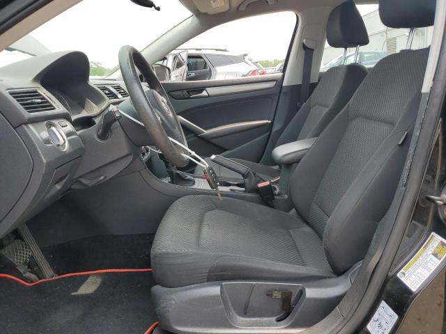 Sedans VOLKSWAGEN PASSAT 2014 Black