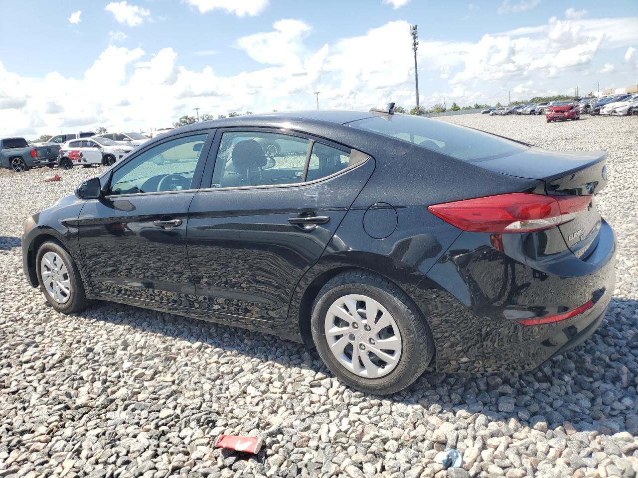 HYUNDAI ELANTRA 2018 VIN 5NPD74LF1JH395475 фото 2
