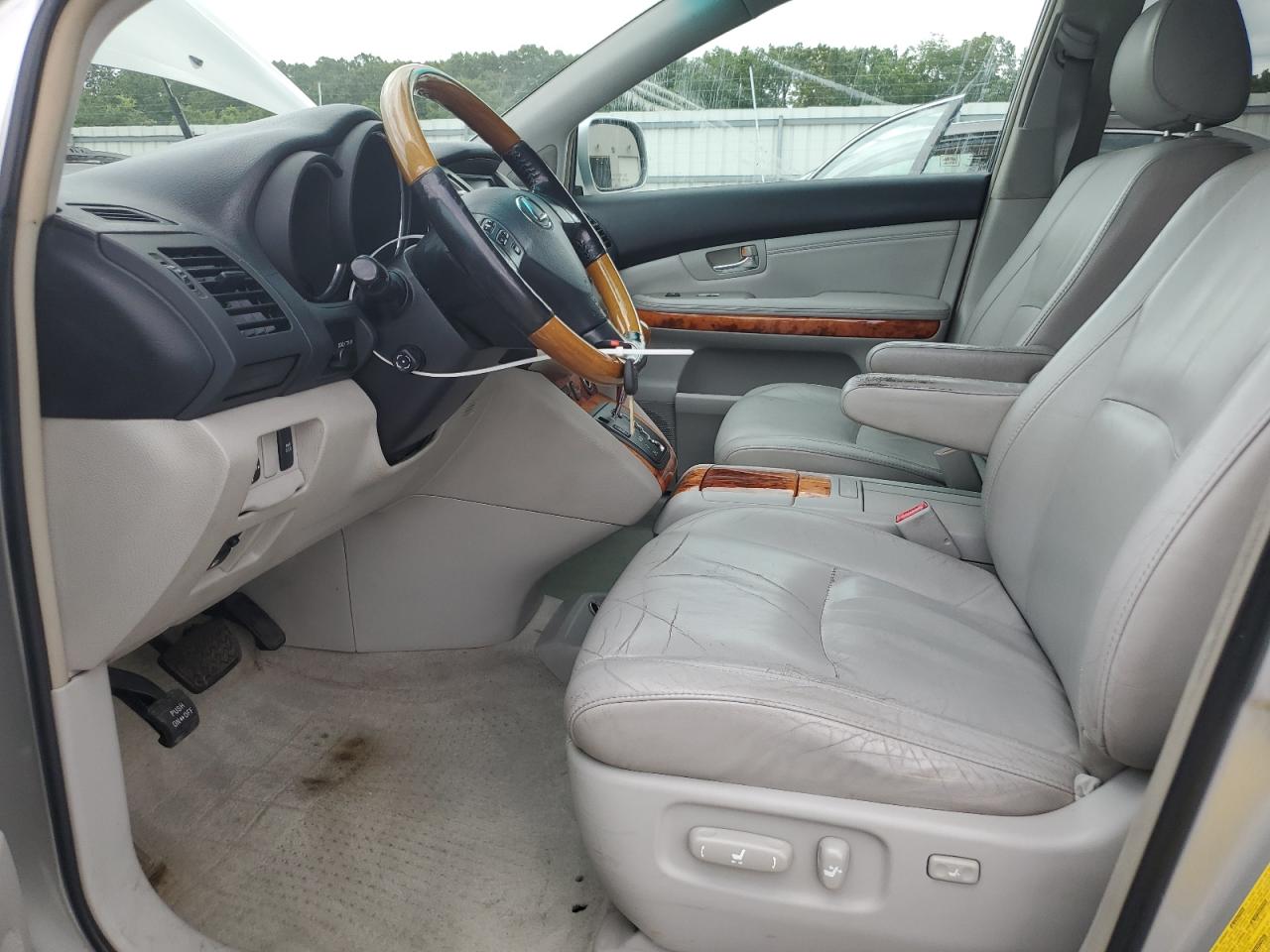2008 Lexus Rx 350 VIN: 2T2HK31U48C061204 Lot: 62650915