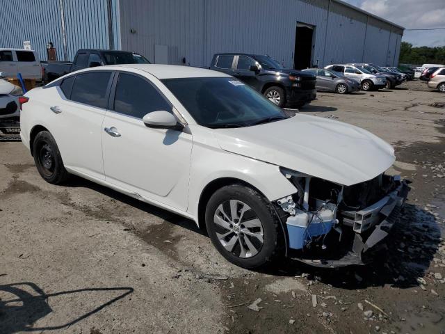  NISSAN ALTIMA 2020 Білий
