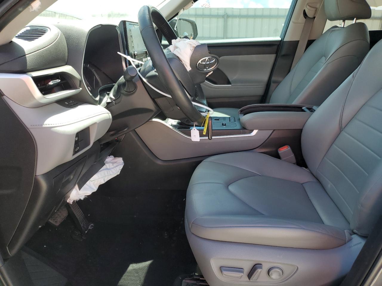 2022 Toyota Highlander Xle VIN: 5TDGZRAH4NS124953 Lot: 62035125