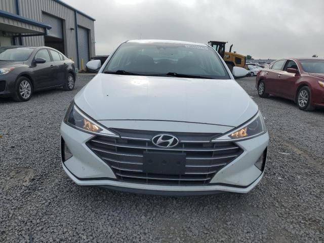  HYUNDAI ELANTRA 2019 Белы