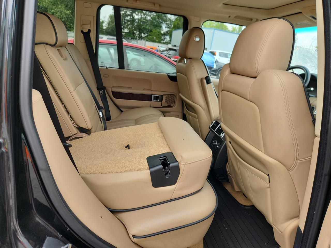 2010 Land Rover Range Rover Hse Luxury VIN: SALMF1D48AA318360 Lot: 61250735