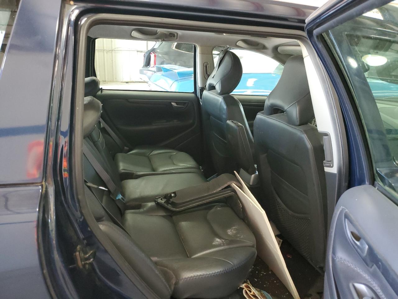 2001 Volvo V70 Xc VIN: YV1SZ58D111037342 Lot: 58832165