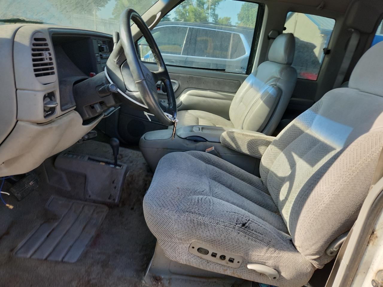 1995 Chevrolet Gmt-400 K1500 VIN: 1GCEK19K1SE195820 Lot: 60433305