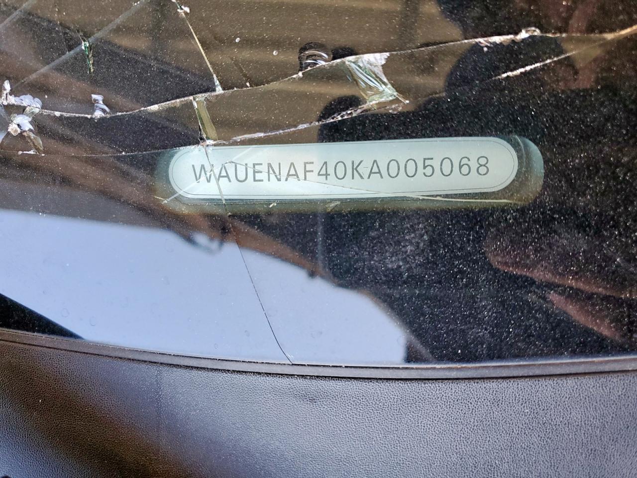 2019 Audi A4 Premium Plus VIN: WAUENAF40KA005068 Lot: 61467755