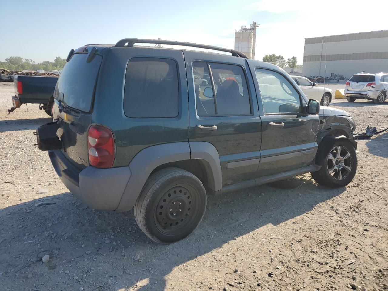 JEEP LIBERTY 2005 VIN 1J4GL48KX5W519705 zdjęcie 3