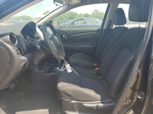  NISSAN VERSA 2018 Czarny