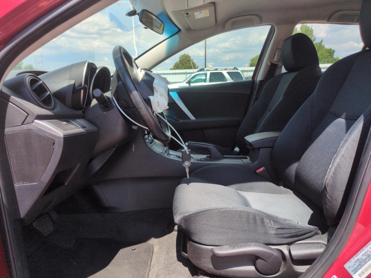 2010 Mazda 3 S VIN: JM1BL1H60A1259811 Lot: 62899705