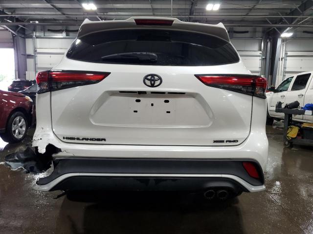  TOYOTA HIGHLANDER 2021 Biały