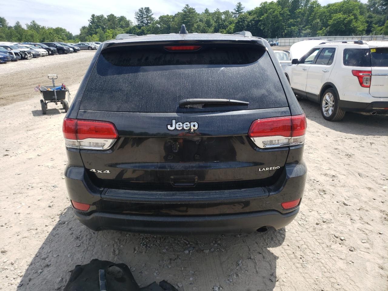 2015 Jeep Grand Cherokee Laredo VIN: 1C4RJFAG1FC911741 Lot: 62829385