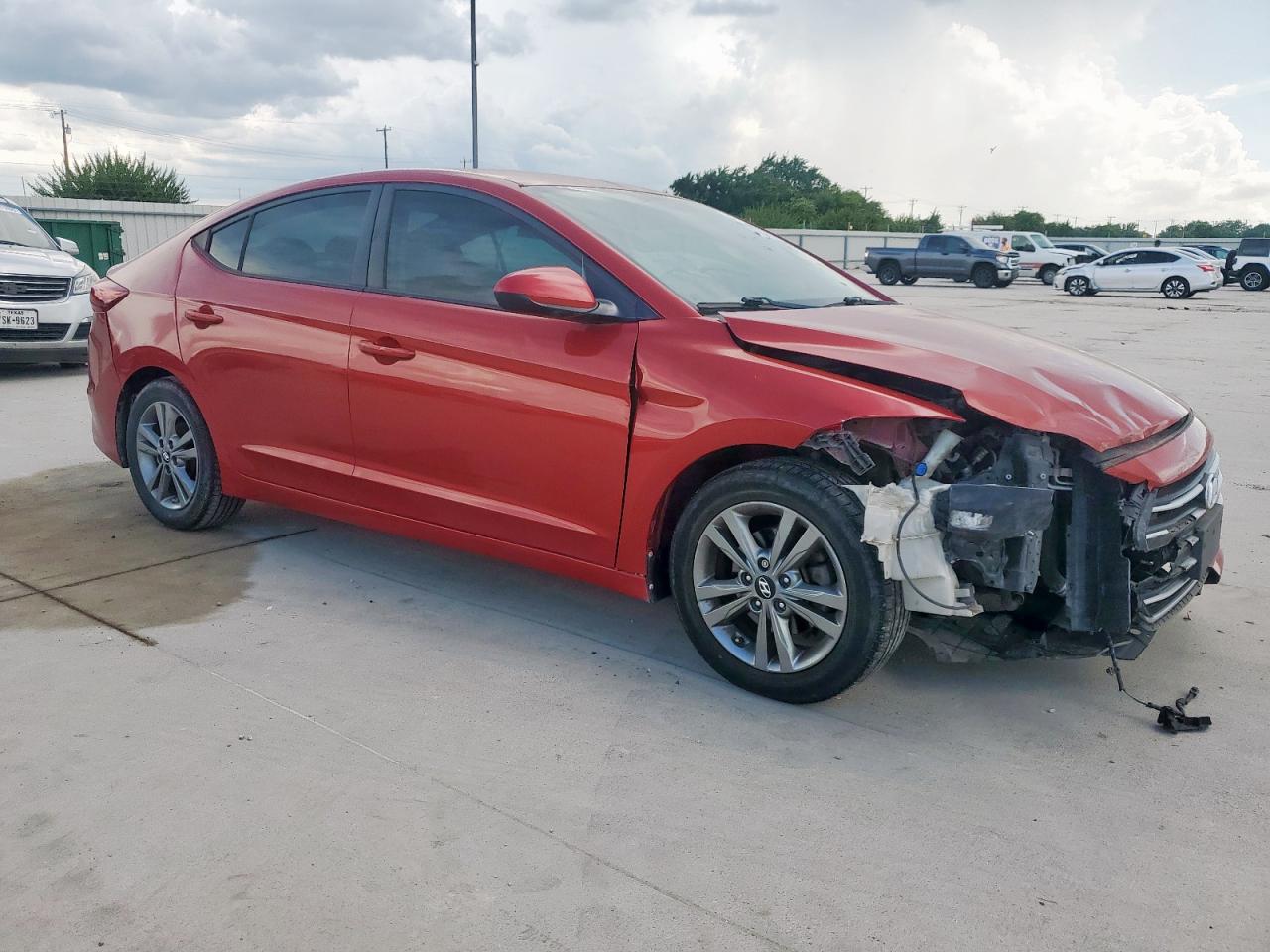 HYUNDAI ELANTRA 2017 VIN 5NPD84LF6HH009401 фото 4