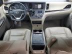 2017 Toyota Sienna Xle   للبيع في Oklahoma City، OK - Side