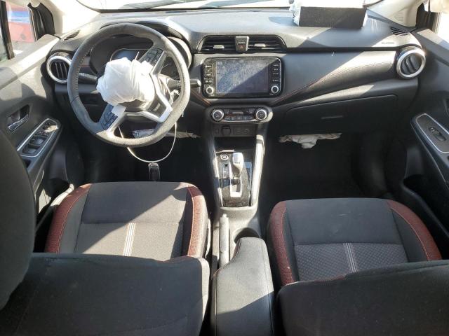  NISSAN VERSA 2023 Szary