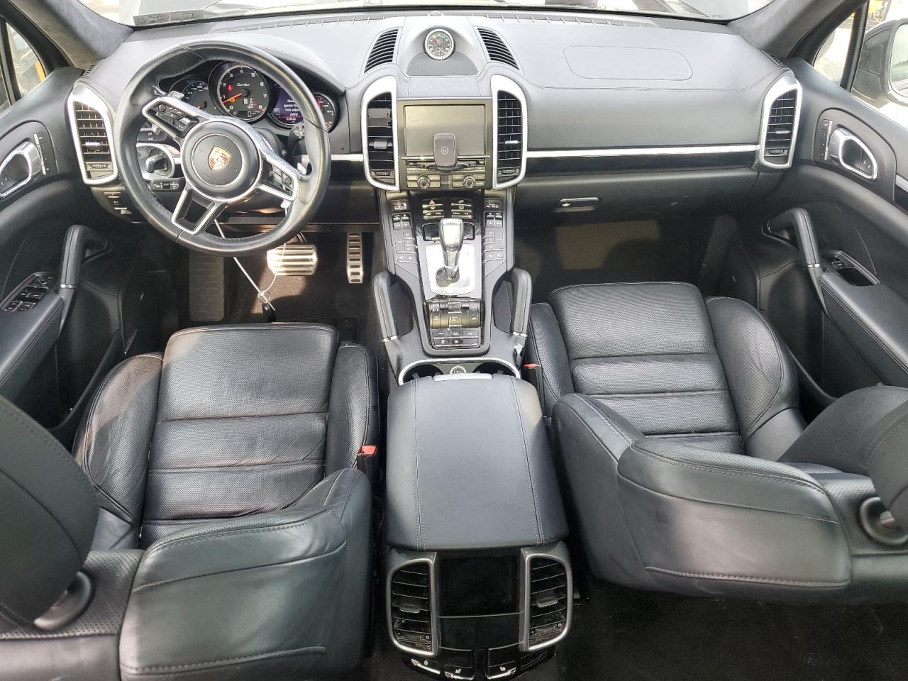 2015 Porsche Cayenne Turbo VIN: WP1AC2A28FLA82086 Lot: 59860125