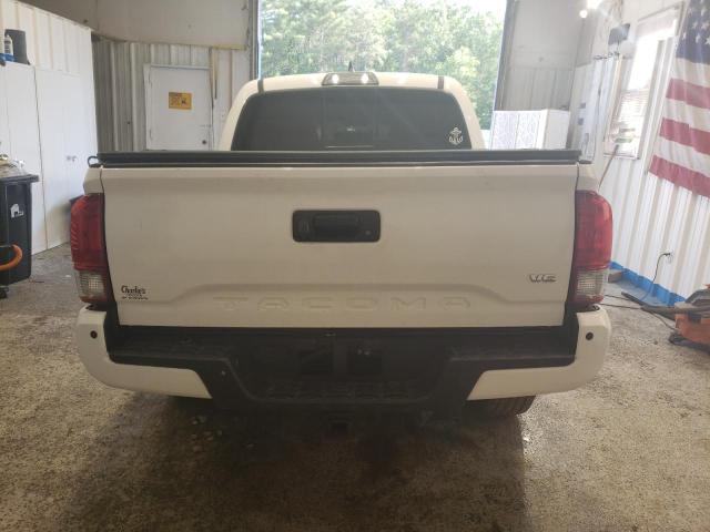  TOYOTA TACOMA 2017 Biały