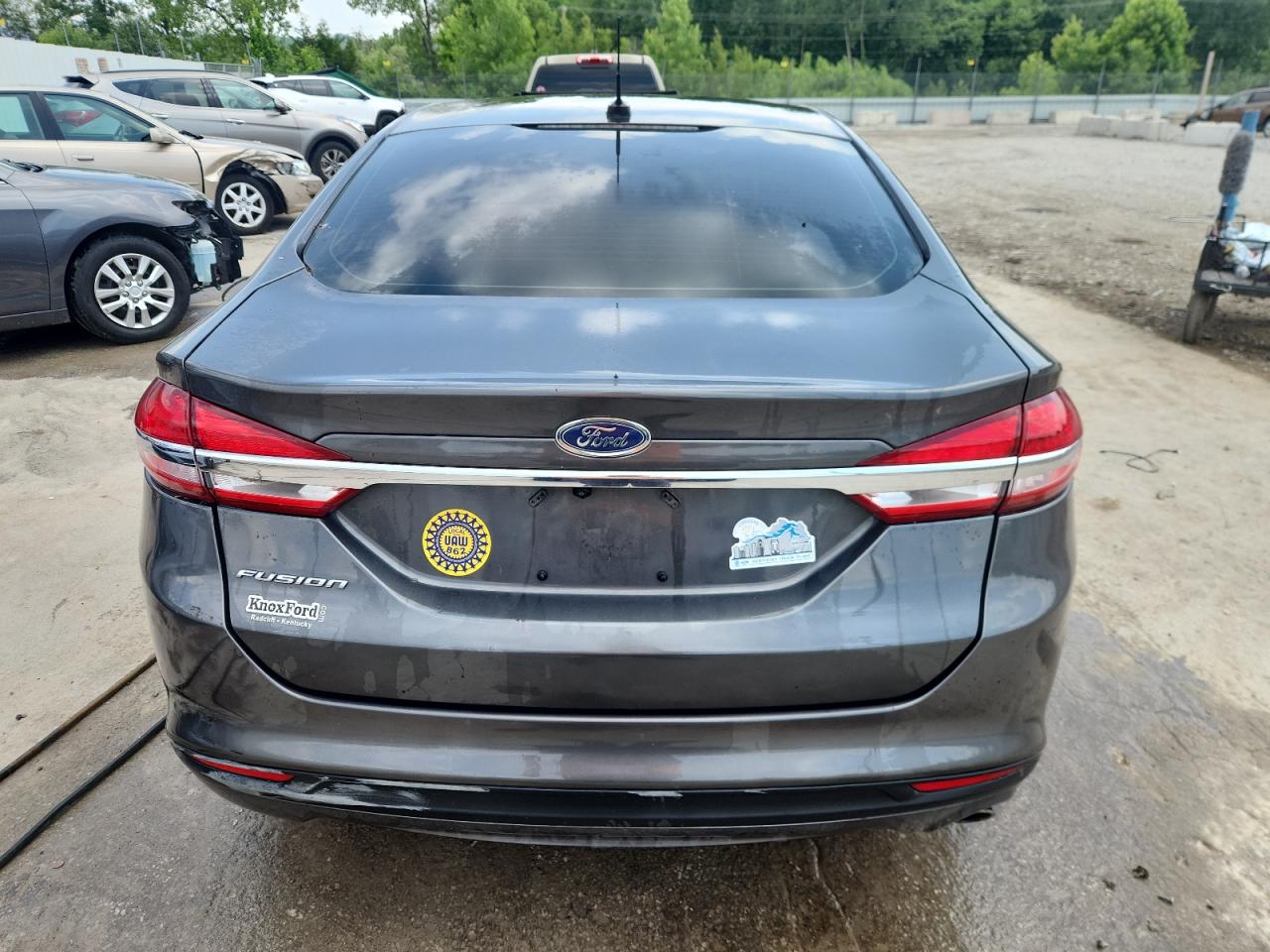 2017 Ford Fusion S VIN: 3FA6P0G73HR155829 Lot: 62308535