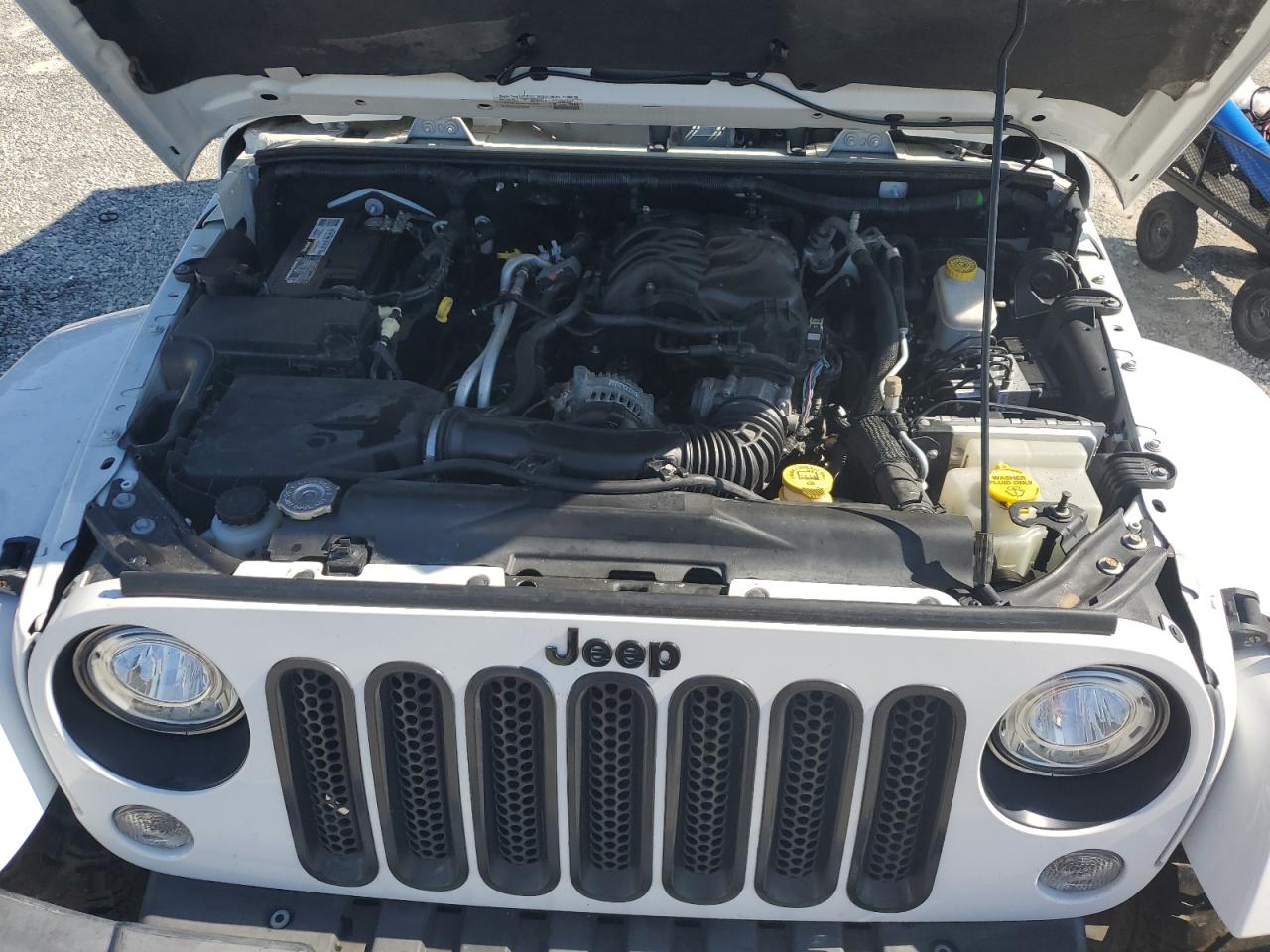 2015 Jeep Wrangler Unlimited Sahara VIN: 1C4BJWEG3FL584920 Lot: 61843525