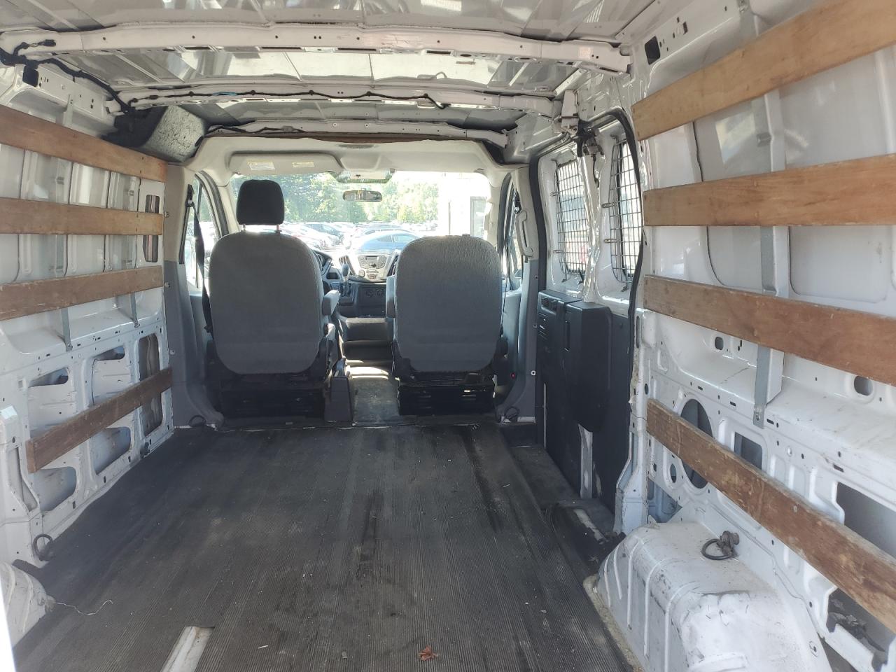 2015 Ford Transit T-250 VIN: 1FTNR1ZM8FKA76988 Lot: 62491225